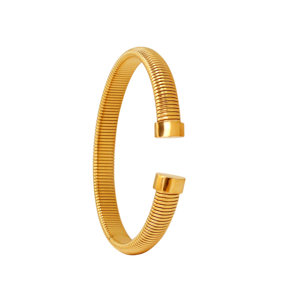 Wholesale Fashionable C-shaped Titanium Steel 18K Gold Open Bracelet
